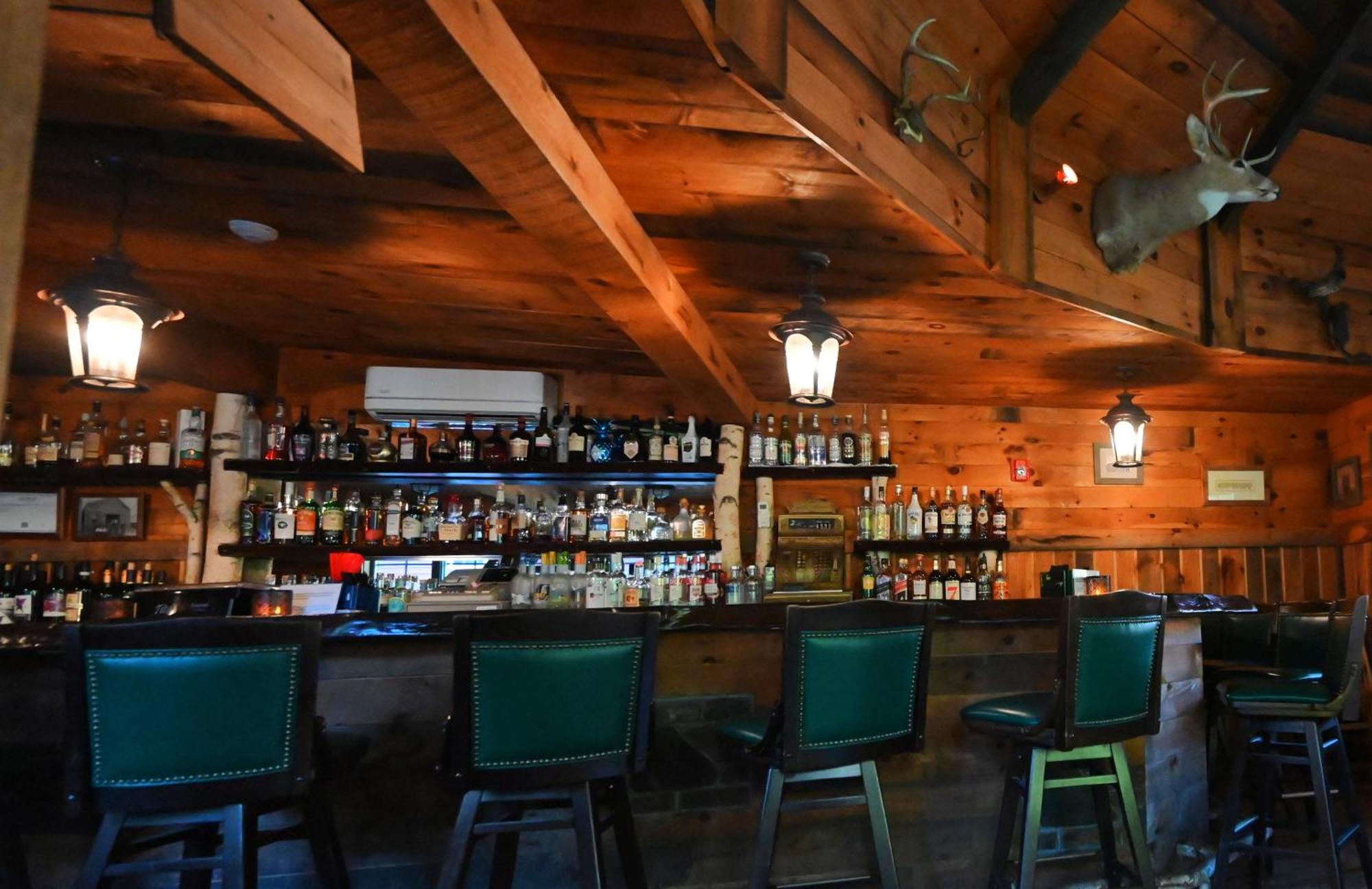 La Perla Restaurant & Country Inn 에이버릴 파크 외부 사진
